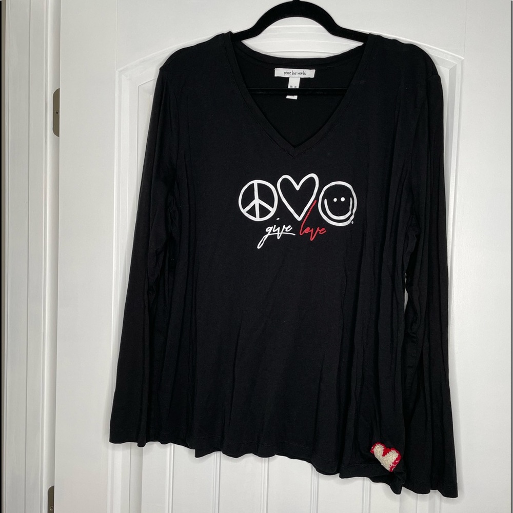 Peace Love World l/s Graphic Tee SZ XL